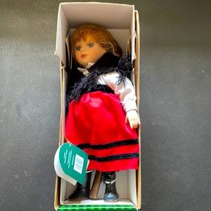 Irish Heritage Doll Collection 2000 “Bridget”